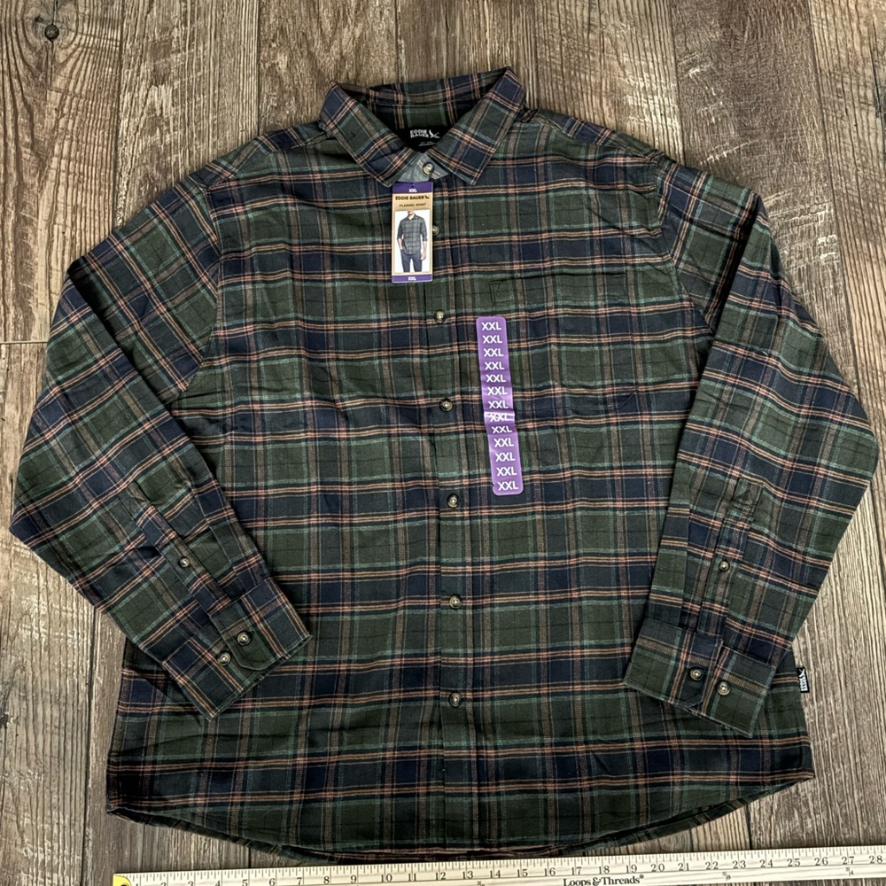 Eddie Bauer NWT Navy, Green Plaid Flannel Button-Down, Size XXL